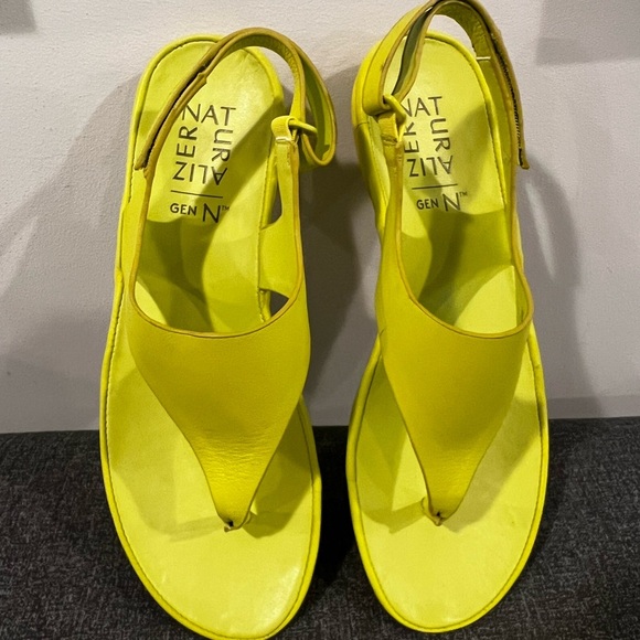 Naturalizer Genn-Detect Sandal wide width/size 7M - Picture 14 of 15